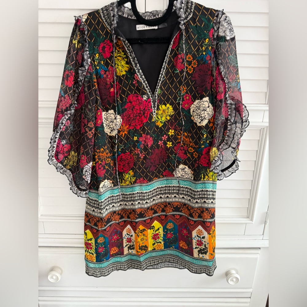 Alice + Olivia Julius Mona Ruffle Sleeve Mini Dress XS Boho Floral Shift - Picture 3 of 13